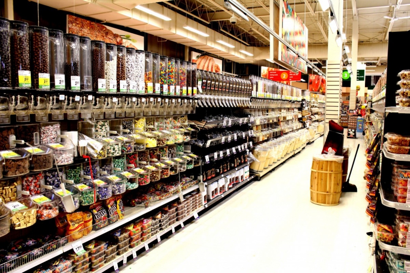 magasin-ST RAPHAEL-min_retail_grocery_supermarket_store_food_shopping_market_shop-613228